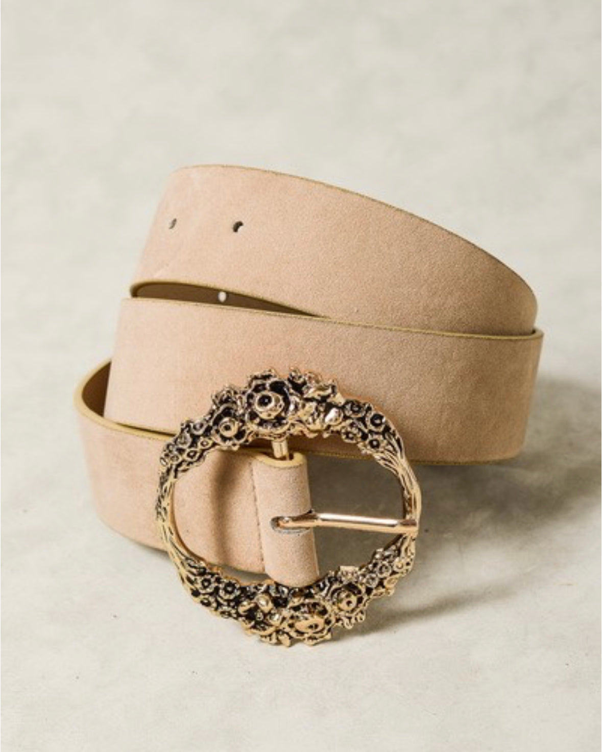 Queen Floral Etched Buckle Belt